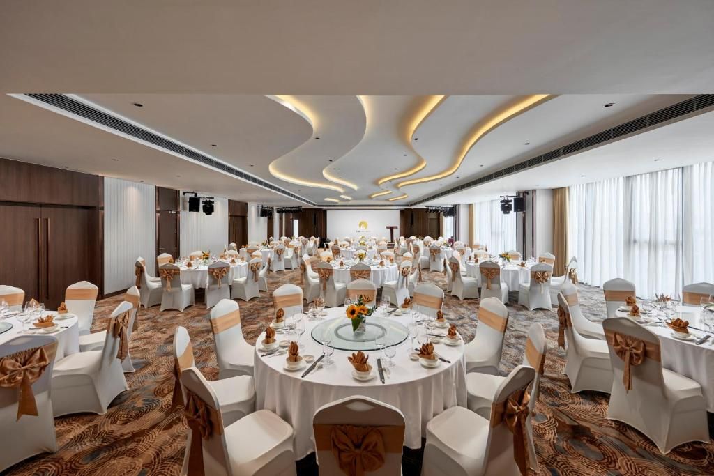 The Watson Premium Halong фото 26