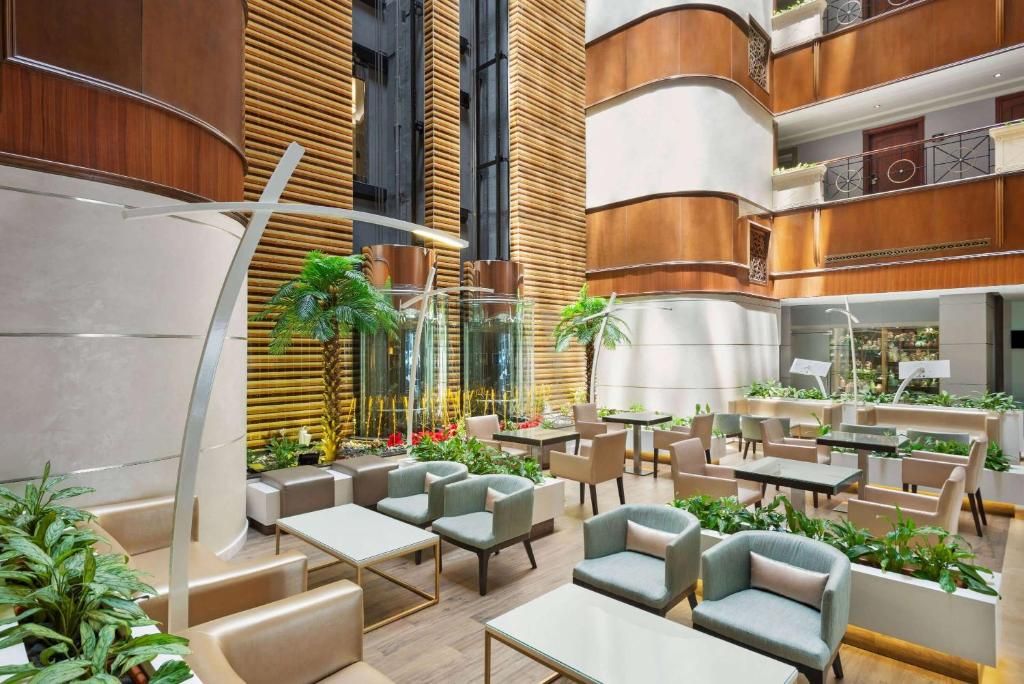 Howard Johnson Plaza by Wyndham Dubai Deira фото 18