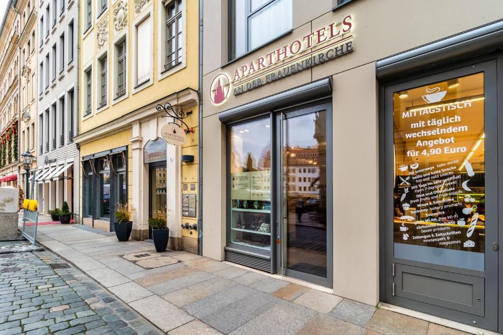 Апарт-отель «Neumarkt Aparthotel» фото 5