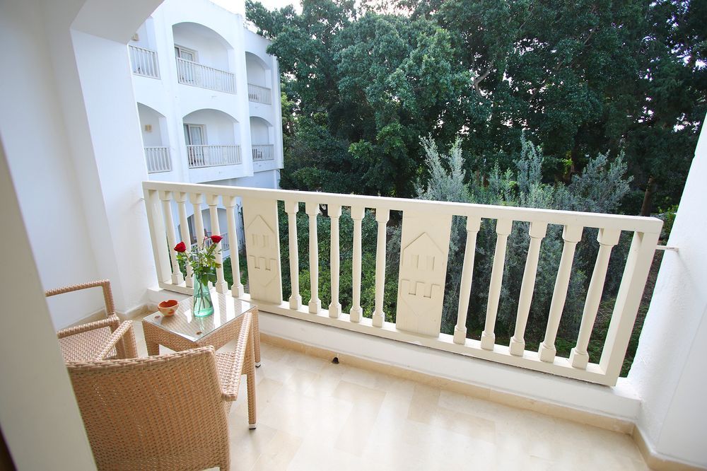 The Orangers Beach Resort and Bungalows фото 54
