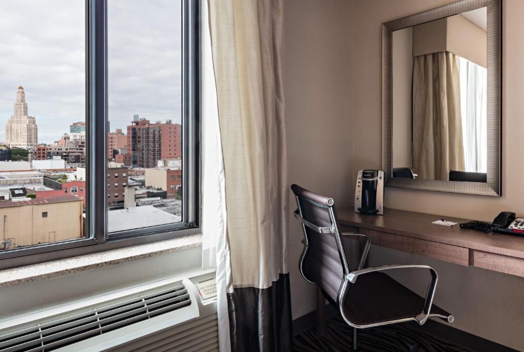 Holiday Inn Express Brooklyn фото 17
