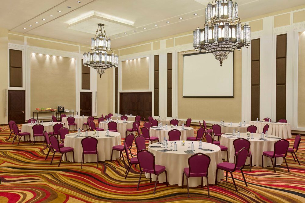 Hilton Al Hamra Beach & Golf Resort фото 38