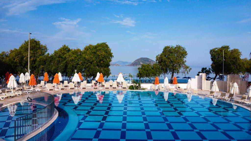 Mandalinci Beach Hotel фото 2