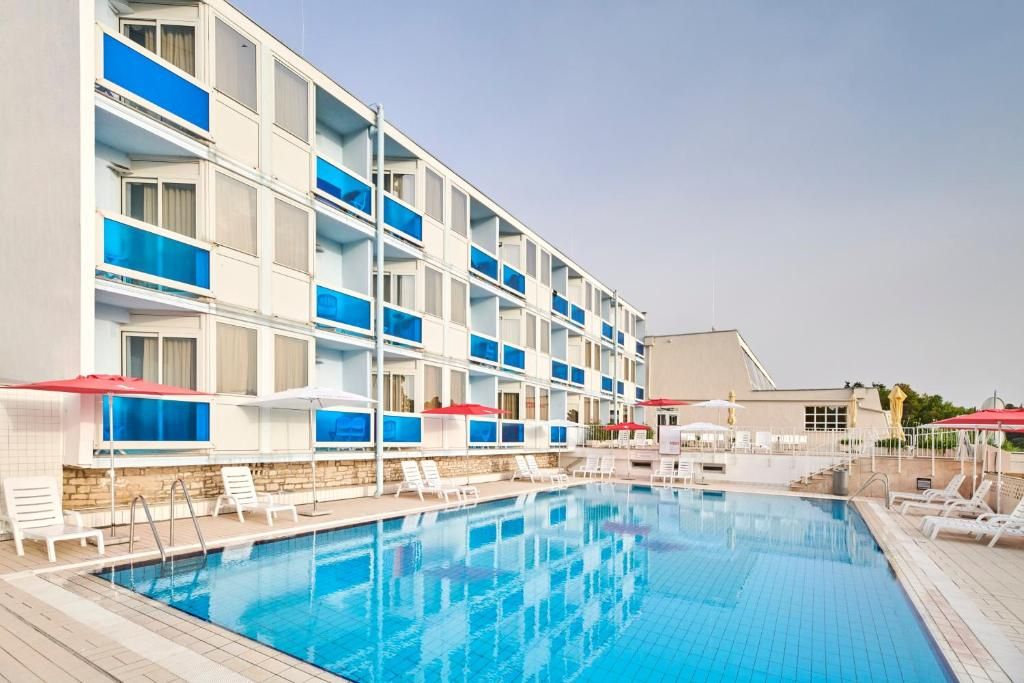Hotel Plavi Plava Laguna фото 19