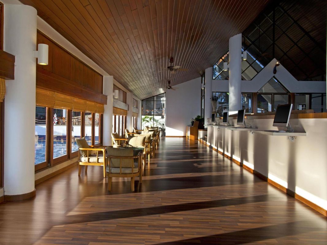 Le Meridien Phuket Beach Resort фото 113