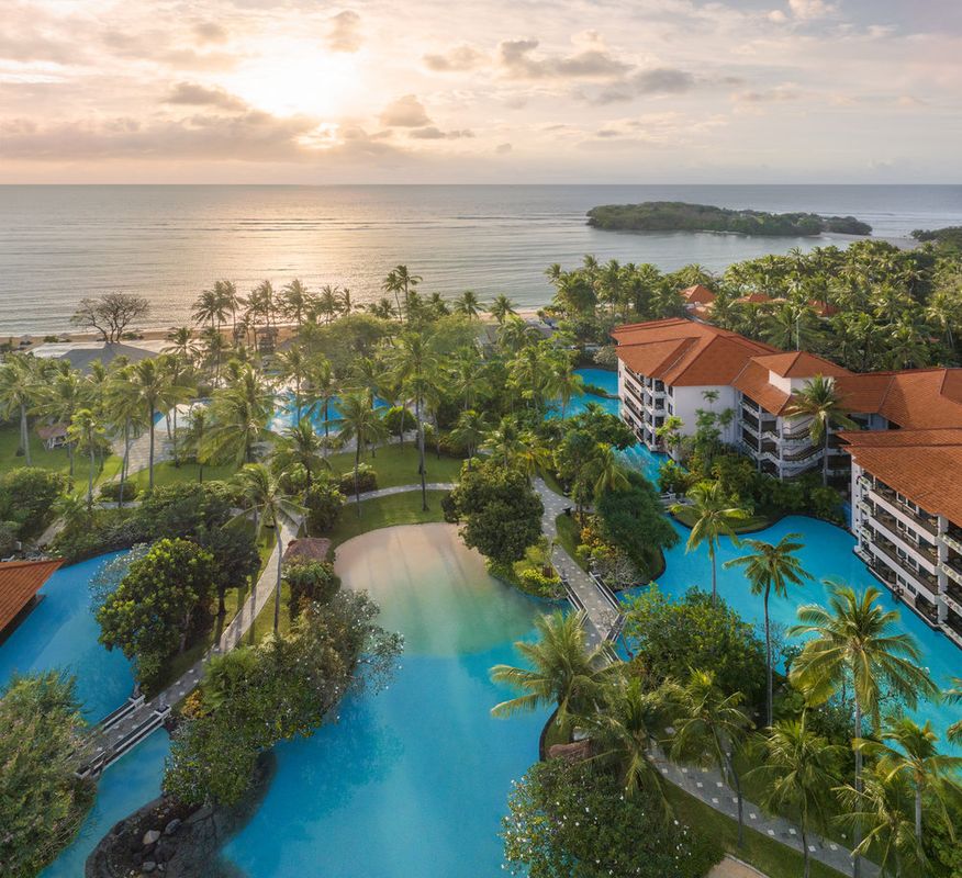 The Laguna, a Luxury Collection Resort & Spa фото 122