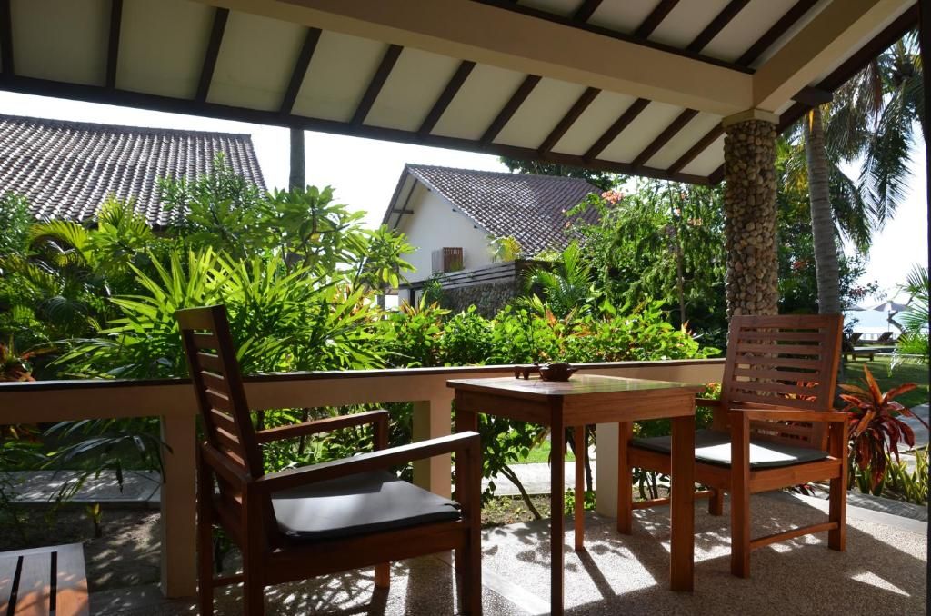 Cocotinos Sekotong, a Boutique Beach Resort & Spa фото 75