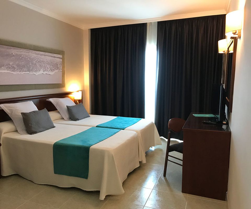 Miramar Hotel 4* Superior фото 0