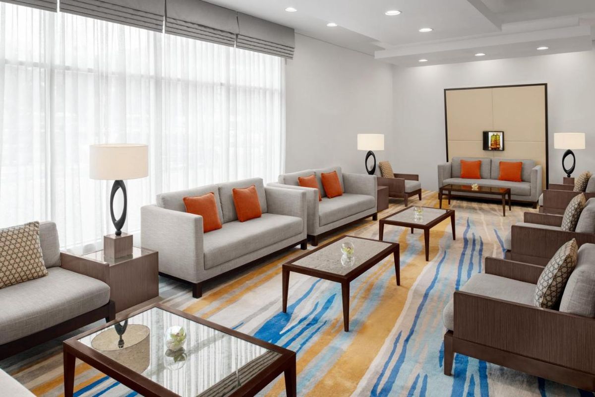 Holiday Inn Express Dubai Safa Park фото 9