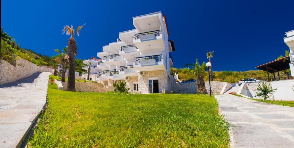 Halkidiki Palace фото 4