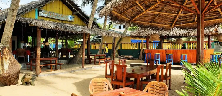 Фото отеля Yula Beach Hikkaduwa