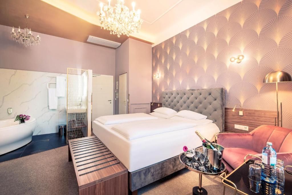 Boutique Hotel Donauwalzer фото 39