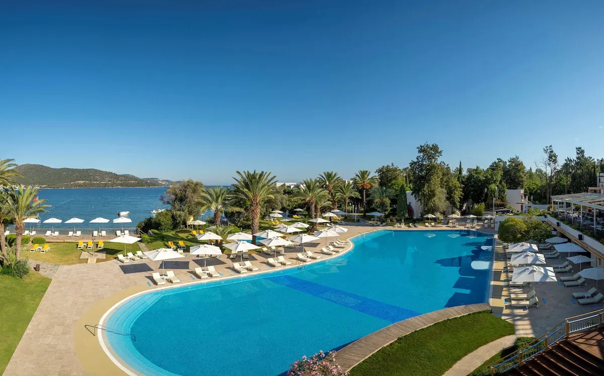 DoubleTree by Hilton Bodrum Isil Club Resort фото 9