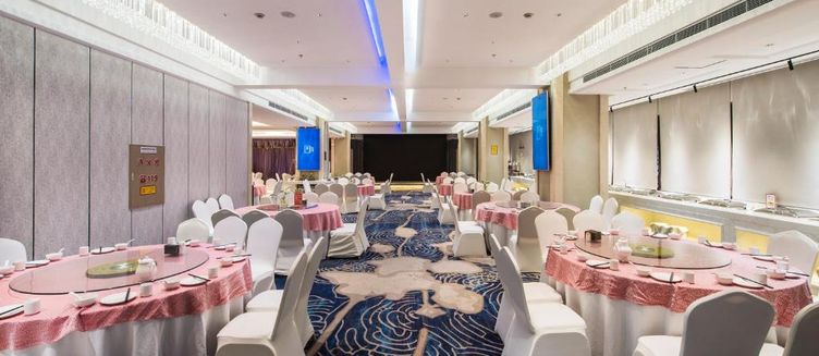 Фото отеля Sun Moon Lake Hotel