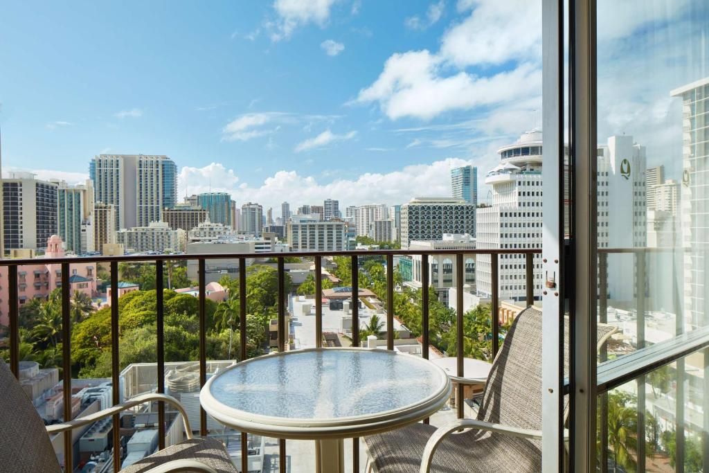Outrigger Waikiki on the Beach фото 12