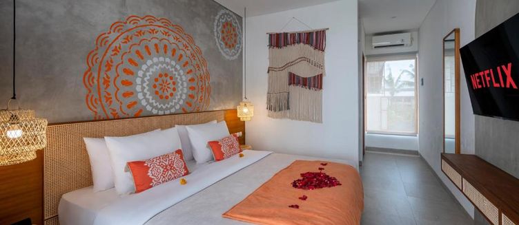 Фото отеля Roomates Surf Camp Canggu by Ini Vie Hospitality