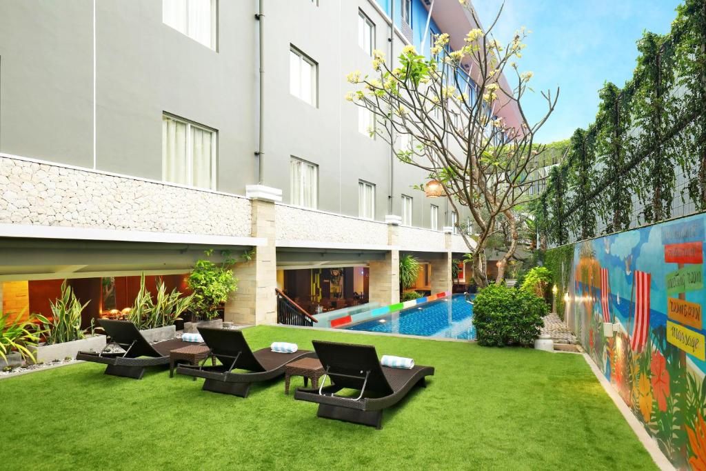 Primera Hotel Seminyak фото 22