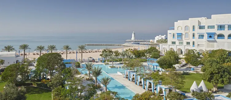 Фото отеля Hilton Salwa Beach Resort & Villas