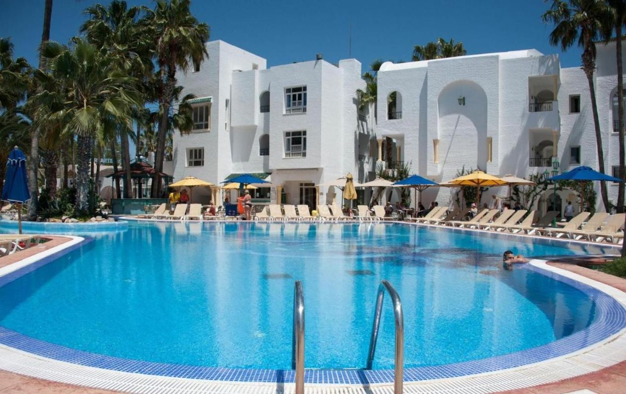 Hotel Nesrine фото 0