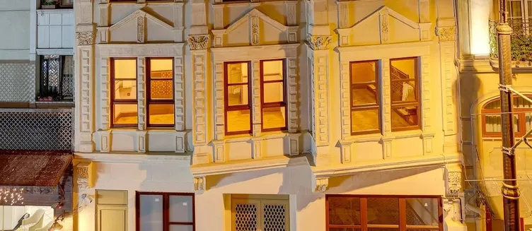 Фото отеля Lalahan Hotel