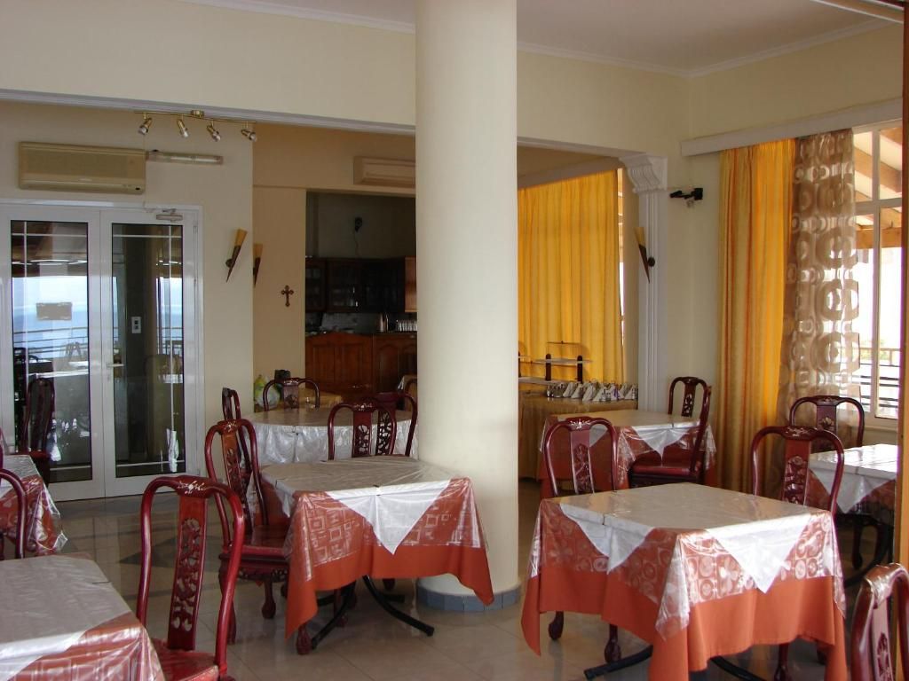 Hotel Petit Palais фото 29