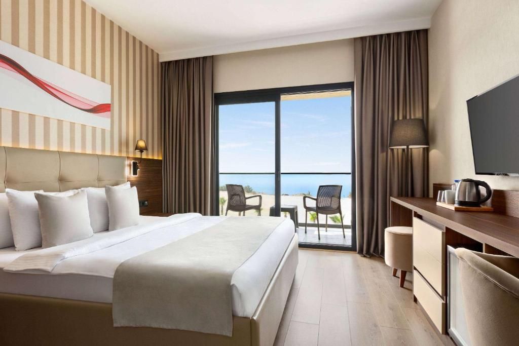 Ramada by Wyndham Cesme фото 3