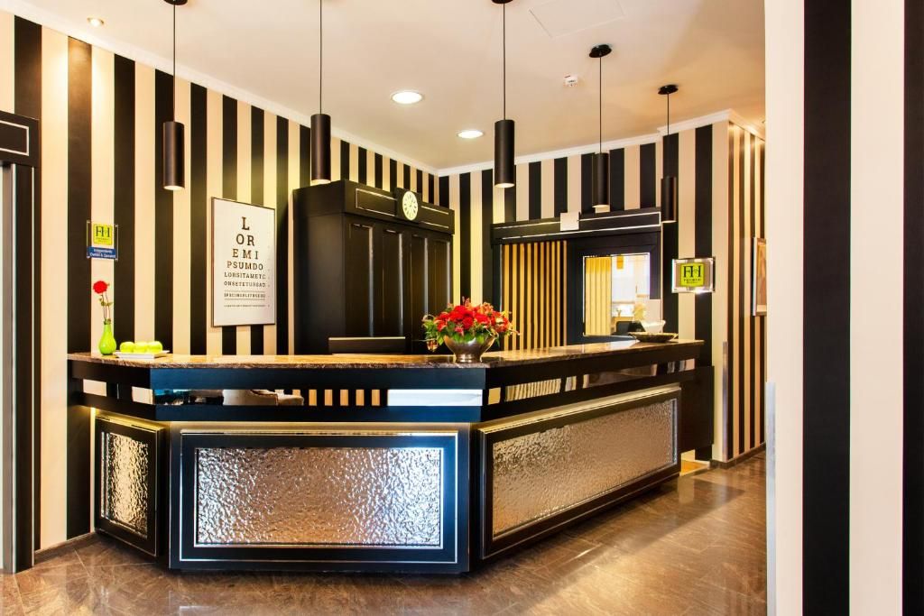 Favored Hotel Domicil фото 24
