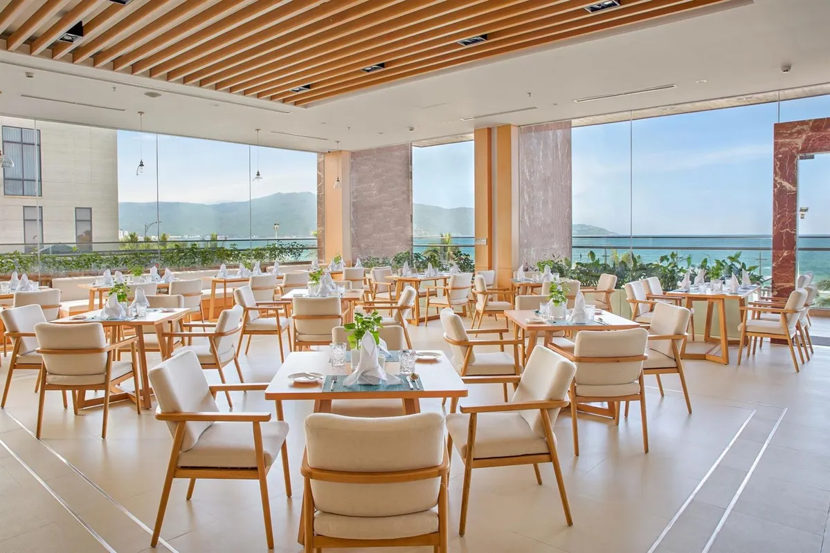 TMS Hotel Da Nang Beach фото 8