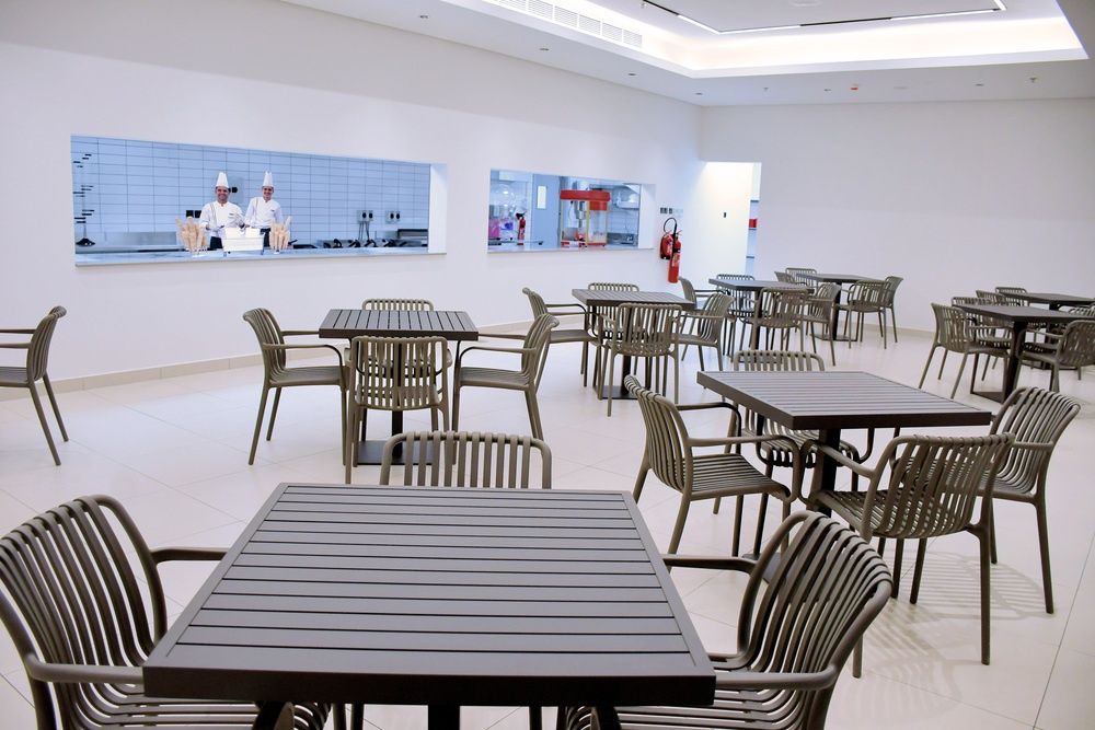 Ramada by Wyndham Beach Hotel Ajman фото 70