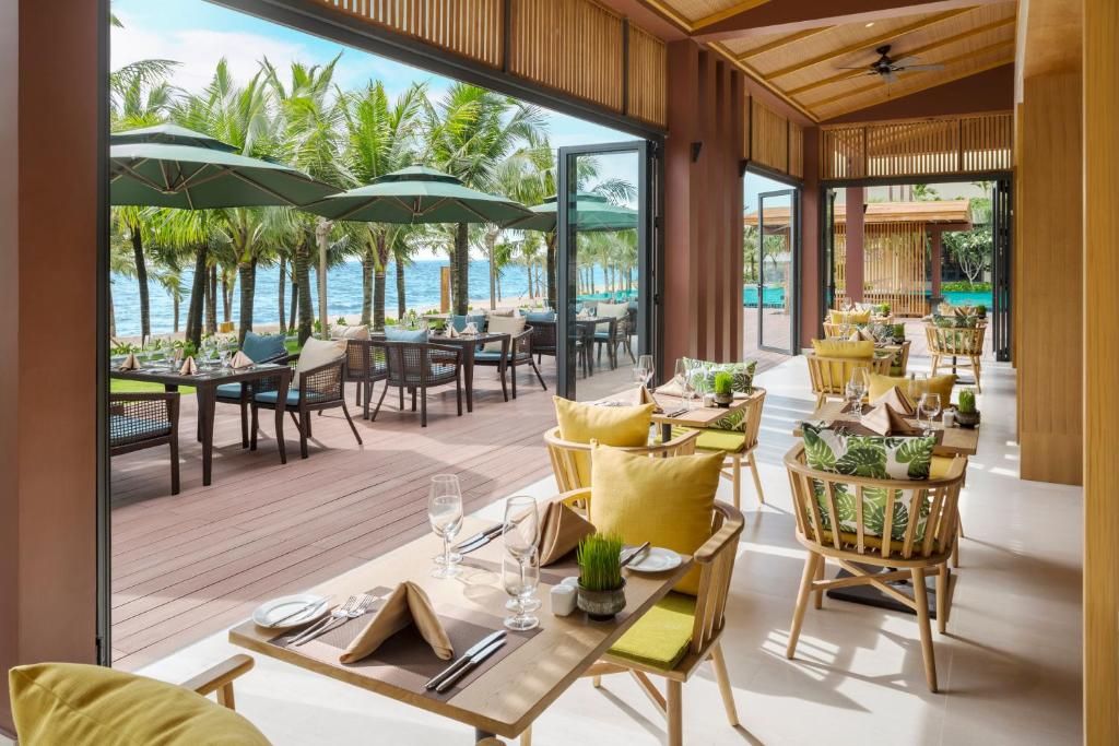 Dusit Princess Moonrise Beach Resort фото 16
