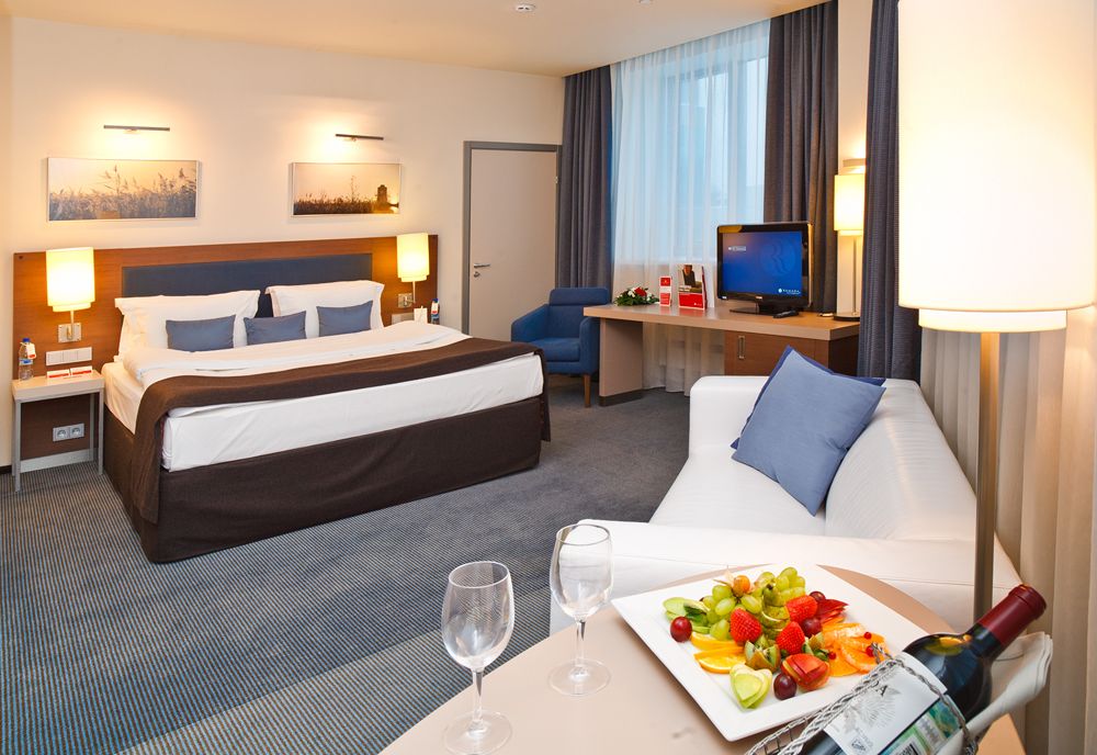 Ramada By Wyndham Yekaterinburg Hotel & Spa фото 8