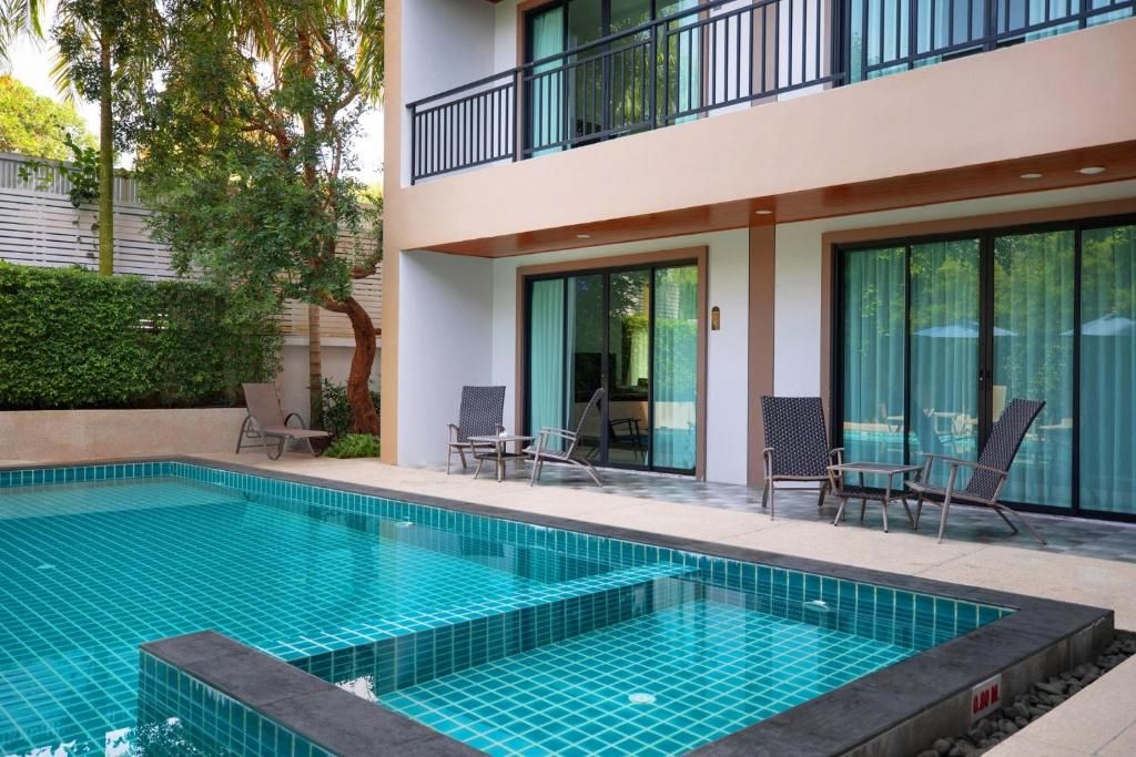 The Bell Airport Phuket Hotel фото 46