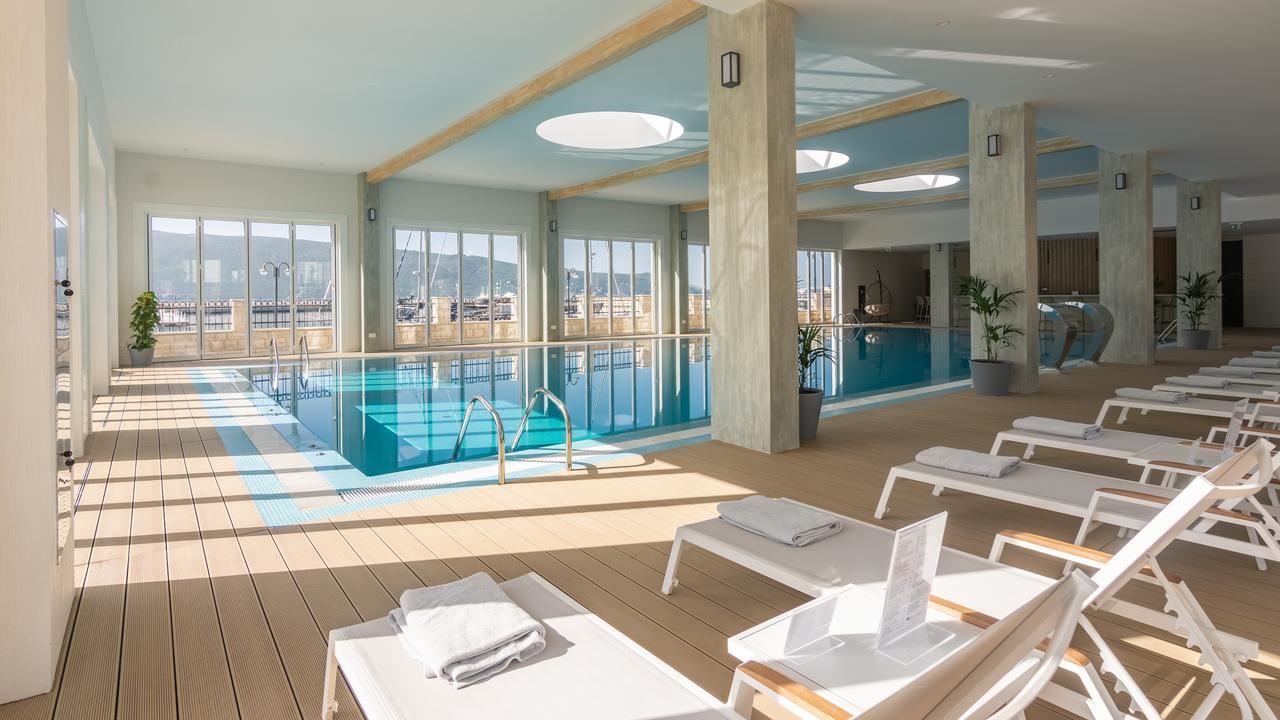 Lazure Hotel & Marina фото 6