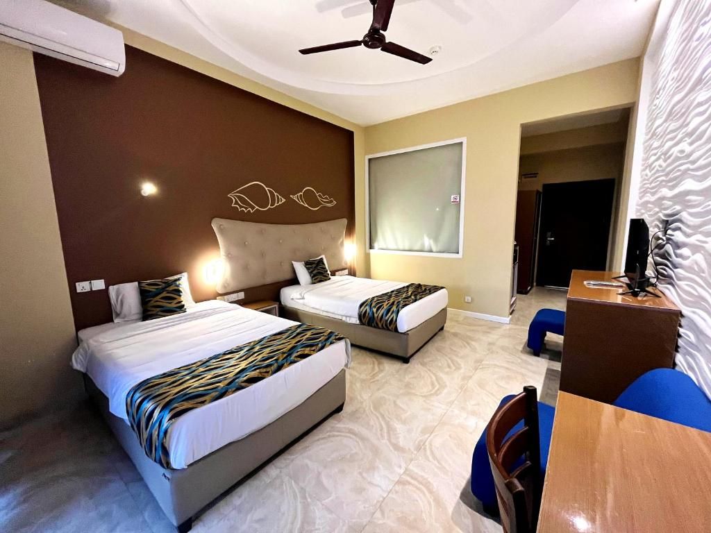 Aryana Queen Beach Resort фото 23