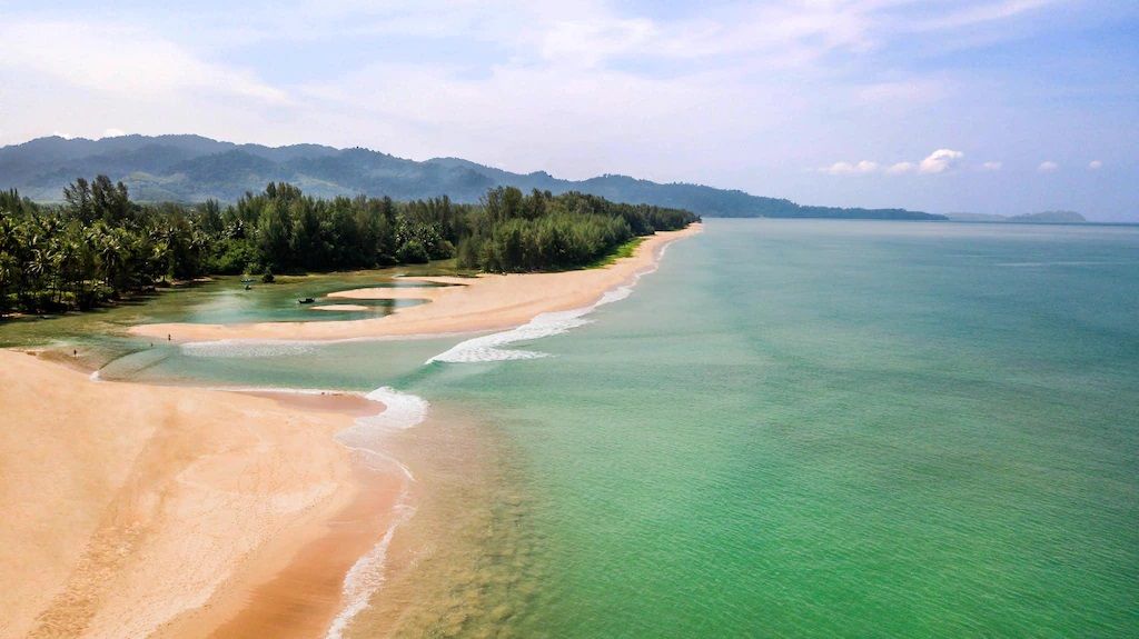 Devasom Khao Lak Beach Resort & Villas фото 11