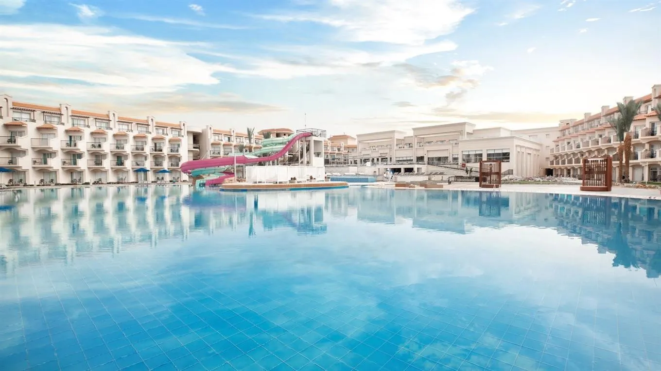 The V Luxury Resort Sahl Hasheesh фото 2