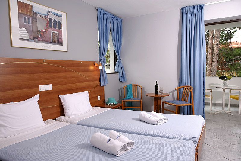 Dionysos Hotel & Apartments фото 40