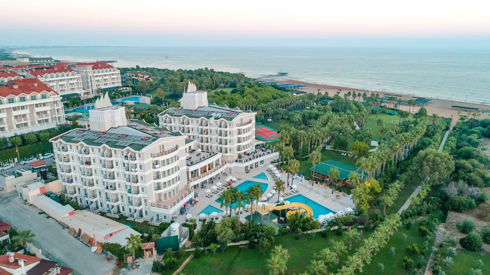 Royal Atlantis Beach Hotel фото 1