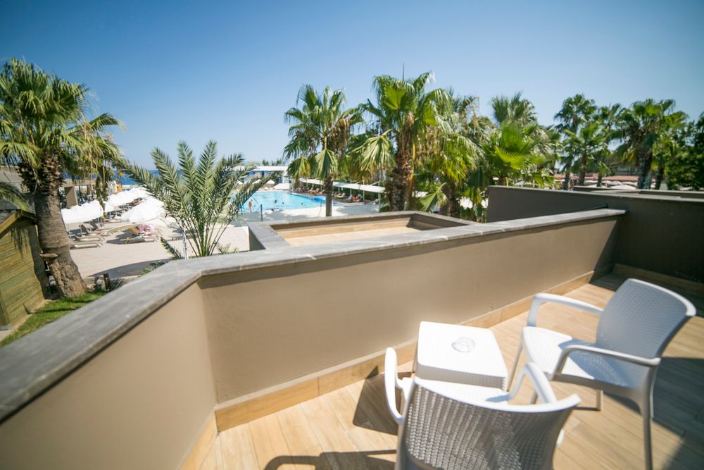Sailor's Beach Club фото 110