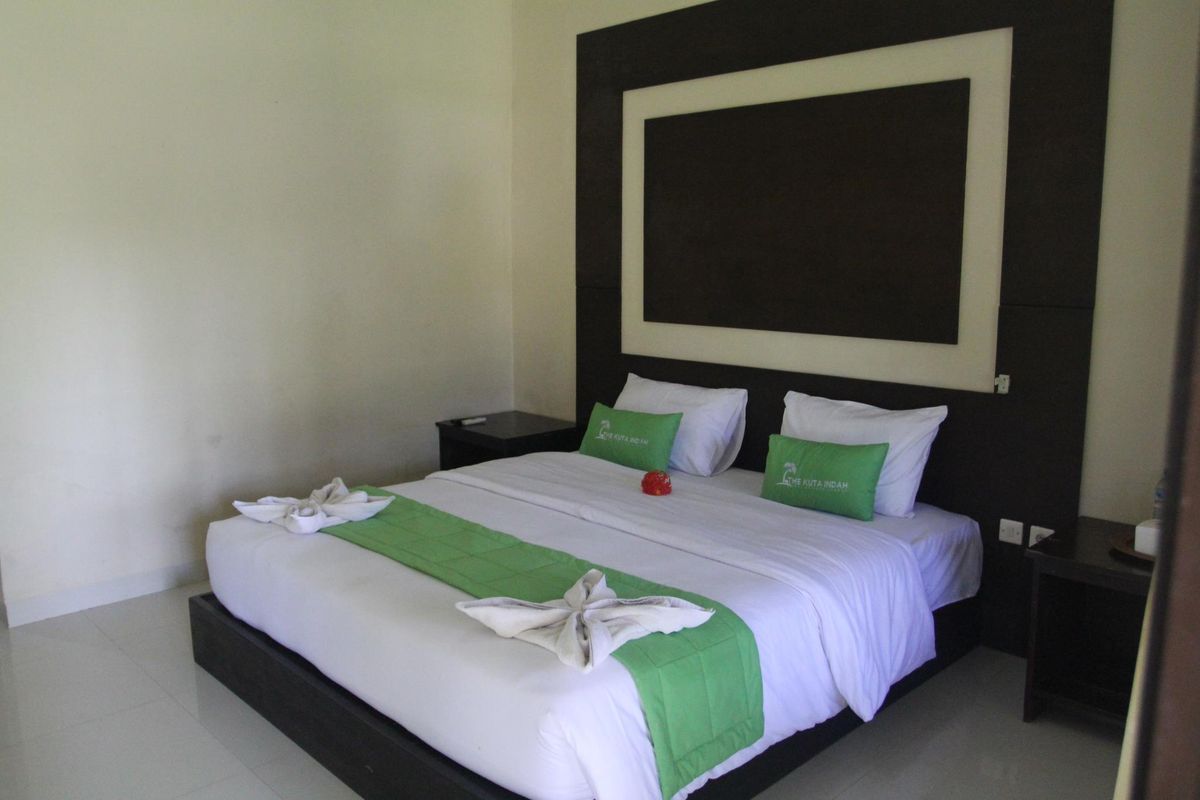 Kuta Indah Hotel фото 2