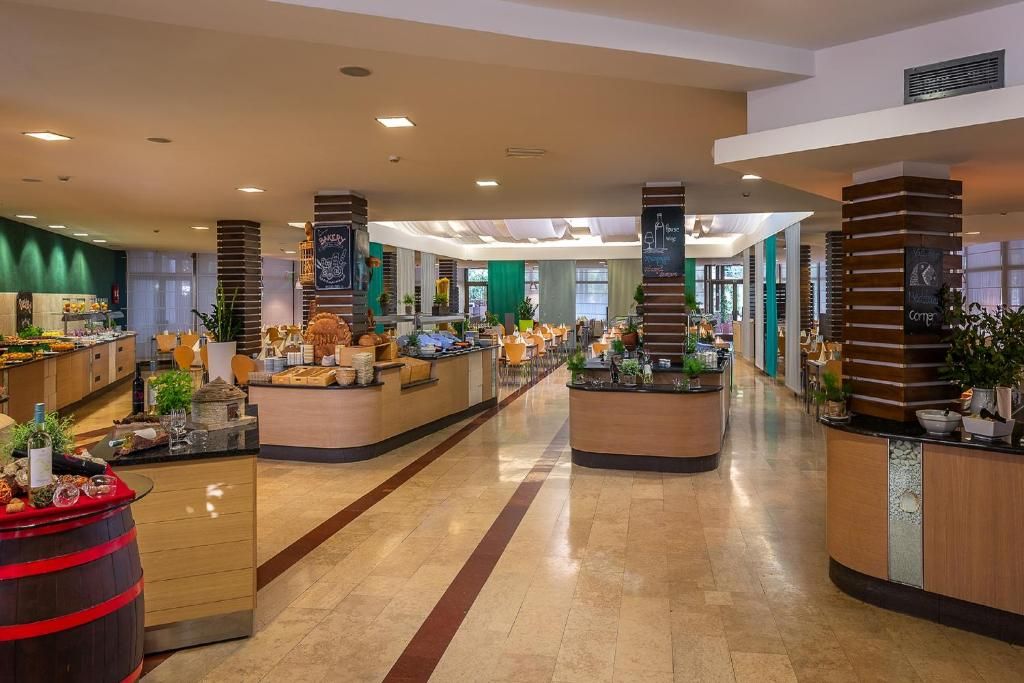 COOEE Pinia Hotel by Valamar фото 43