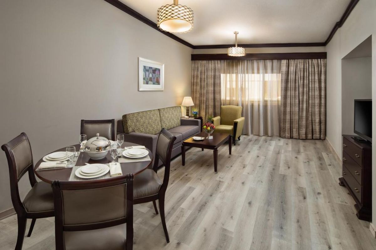 Savoy Crest Hotel Apartments фото 4
