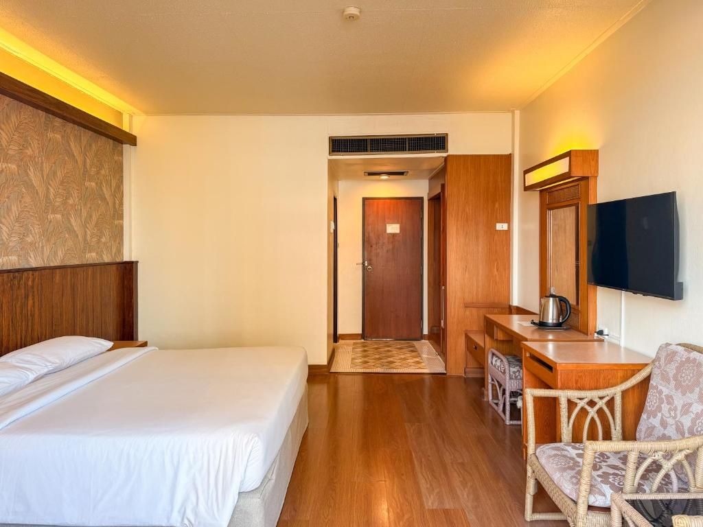 Golden Beach Hotel Pattaya фото 36
