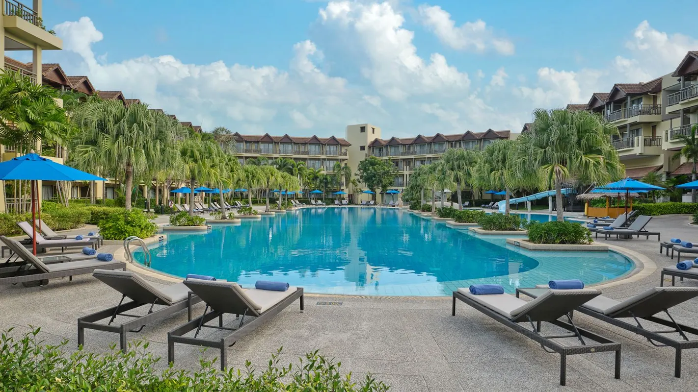 Phuket Marriott Resort & Spa Merlin Beach фото 8