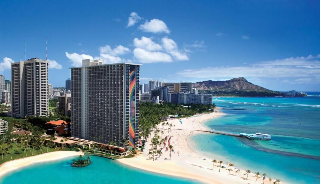 Hilton Hawaiian Village Waikiki Beach Resort фото 0