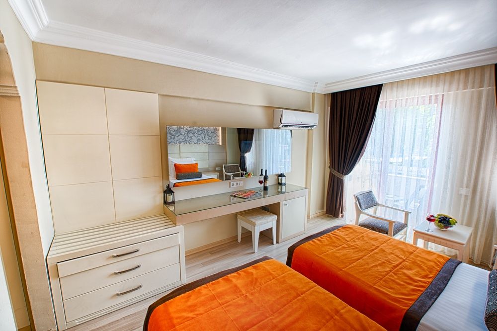 Mendos Garden Exclusive Hotel фото 3