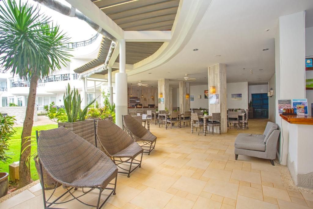 7 Stones Boracay Suites фото 70