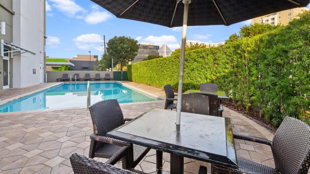 Best Western Premier Miami International Airport Hotel & Suites Coral Gables фото 44