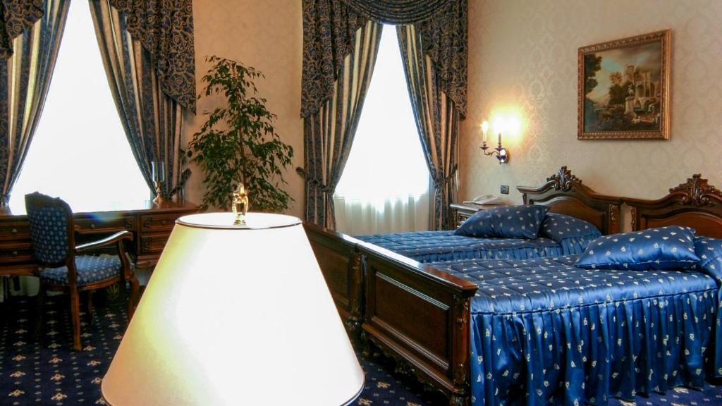 Grand Hotel London фото 12