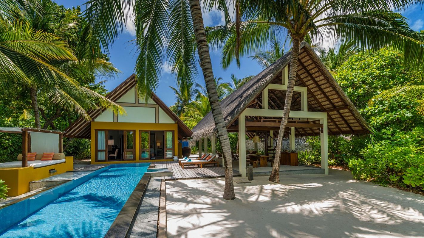 Four Seasons Resort Maldives at Landaa Giraavaru фото 34